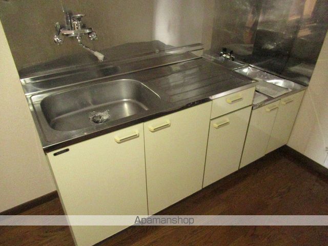 アパートメント1040Aのキッチン写真