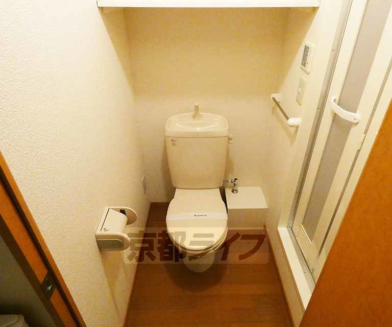 レオパレス紅雪北のトイレ写真