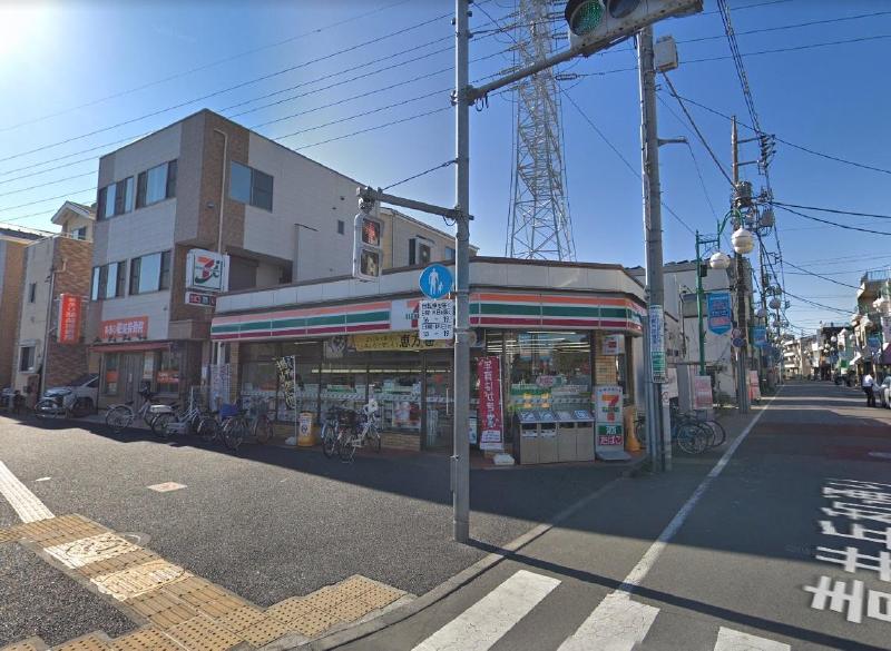 コンビニ　セブンイレブン（コンビニ）まで450m