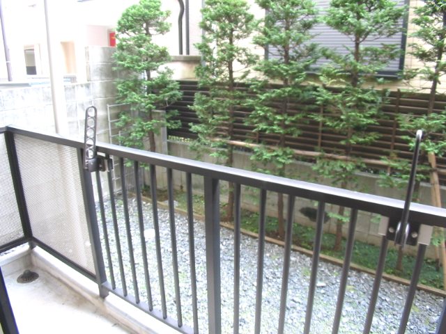 バルコニー　別号室参考写真となります。