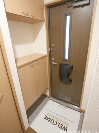 グリーンアヴェニュー Hの玄関写真