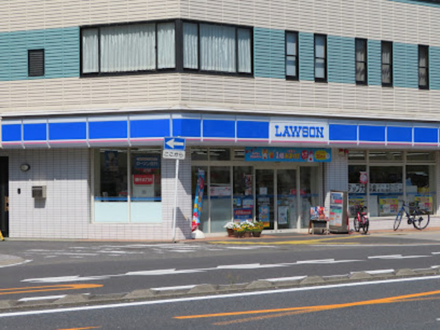 コンビニ　ローソン南浅間町店（コンビニ）まで101m