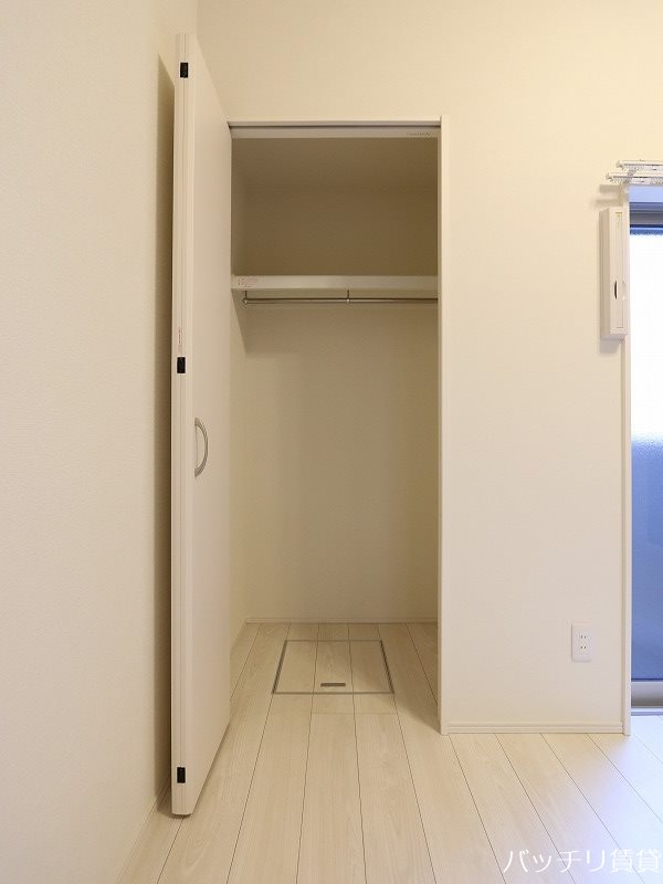 収納　同型タイプの為、現状を優先いたします。