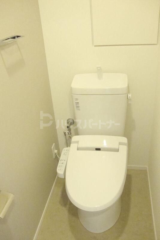 都営大江戸線 蔵前駅 徒歩2分 13階建 築14年のトイレ写真