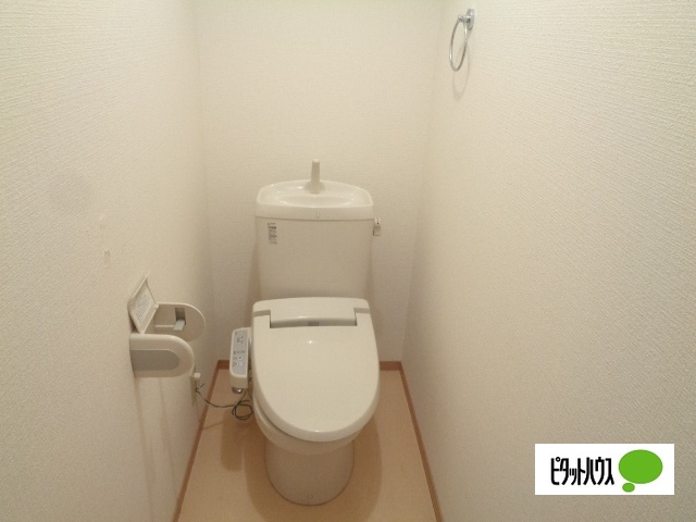 ル・シェモアC棟のトイレ写真