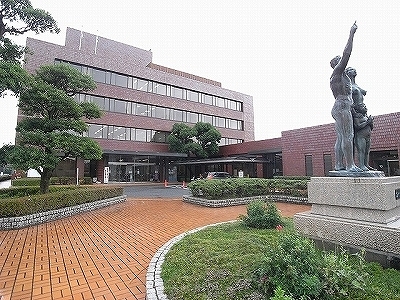 役所　志免町役場（役所）まで400m