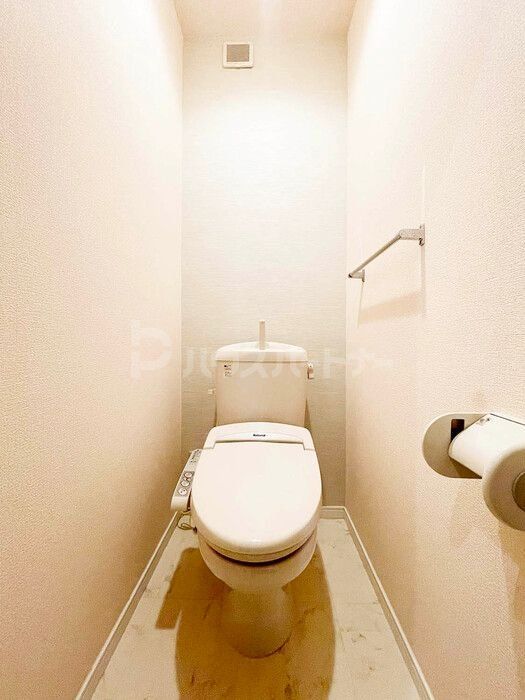 シャレーエスポワール 弐番館のトイレ写真