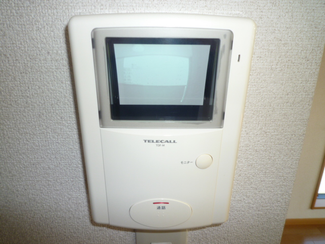 セキュリティ　急な訪問者開錠前にモニターで確認出来る　TVドアホン