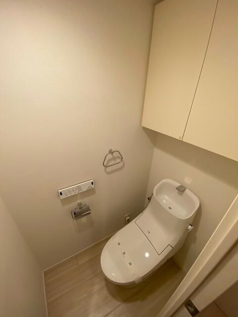 トイレ　※別部屋の参考写真です。