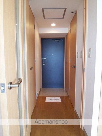 京王井の頭線 高井戸駅 徒歩8分 10階建 築24年の玄関写真