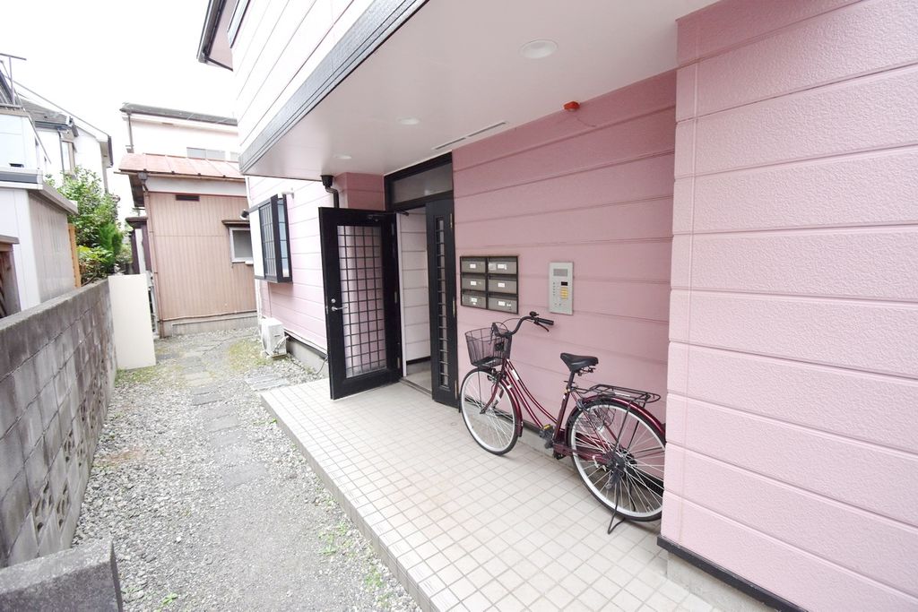 ポカラシミズの外観写真