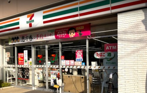 コンビニ　セブンイレブン 江東東陽5丁目店（コンビニ）まで561m