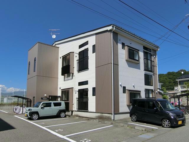ヤングヒルズ会津B棟
