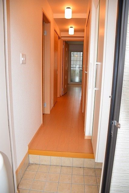 ハピネス中ノ島の玄関写真
