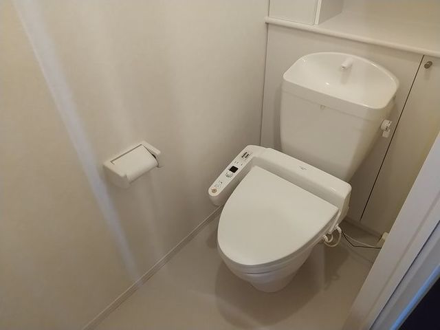 阪急箕面線 牧落駅 徒歩5分 2階建 築20年のトイレ写真