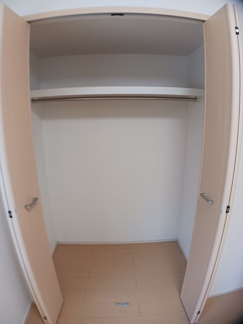 オーブ エストの内装写真