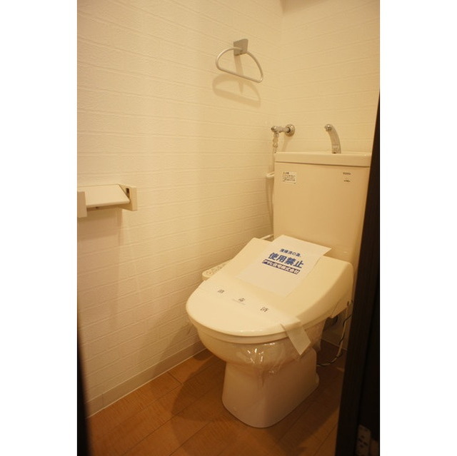 フランセジュール裏参道のトイレ写真