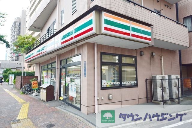 コンビニ　セブンイレブン板橋大原町店（コンビニ）まで115m