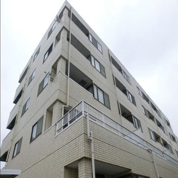 ＪＲ宇都宮線 宇都宮駅 バス乗車時間：27分 最寄りバス停で下車 徒歩1分 5階建 築37年のその他写真