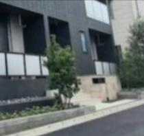 マンション 渋谷区上原の外観写真