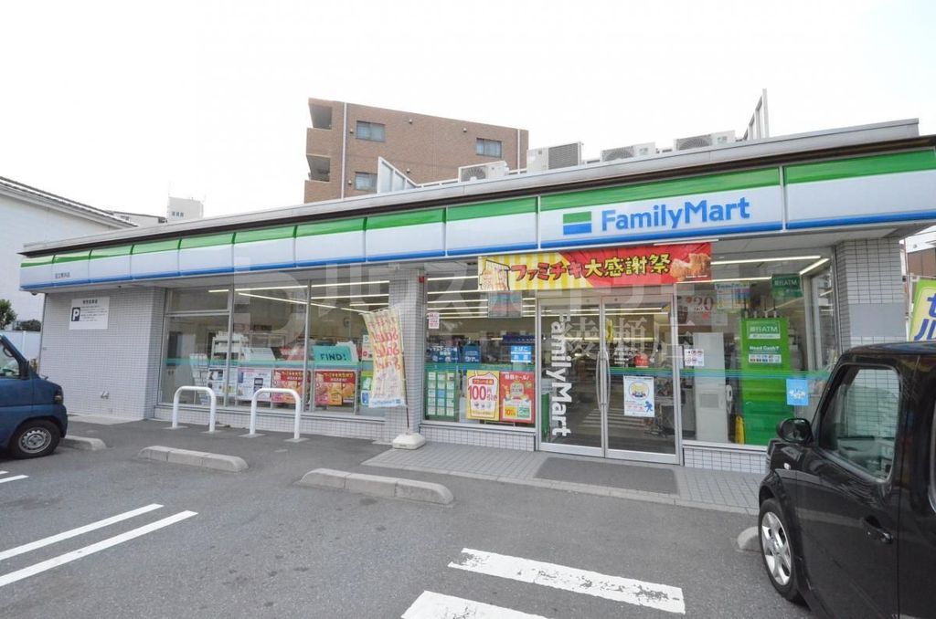 コンビニ　ファミリーマート足立青井店（コンビニ）まで320m