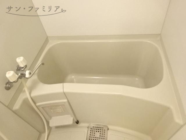 豊橋鉄道渥美線 南栄駅 徒歩9分 3階建 築24年の風呂写真