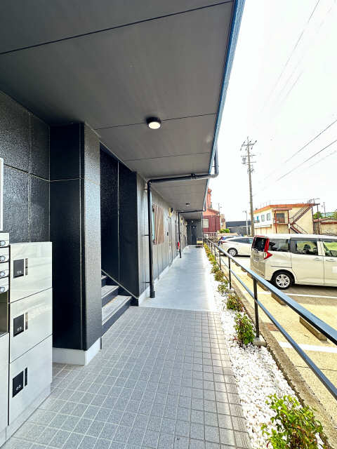 ジュネス籠山の外観写真