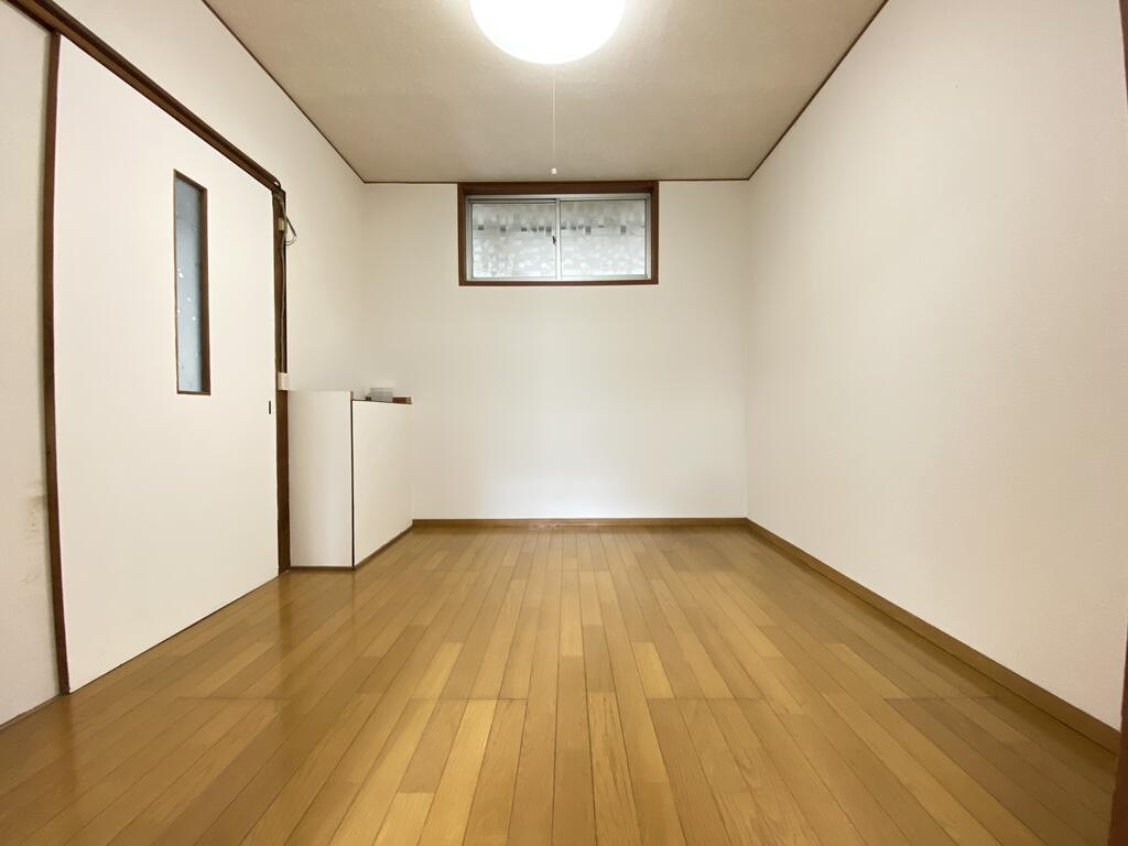 久宝寺コーポラスB棟の居間写真