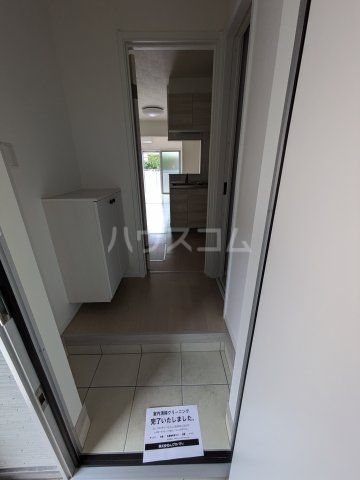 UCDA Residence新検見川の玄関写真