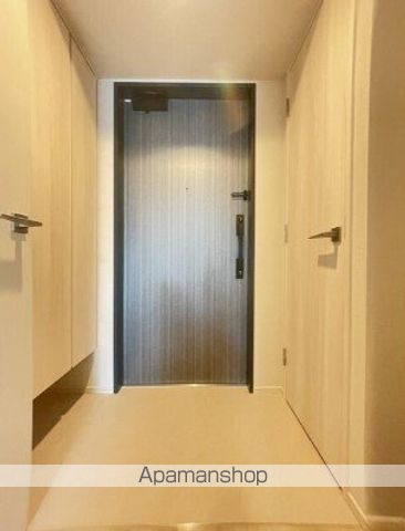 ウエリスアーバン住吉EASTの玄関写真