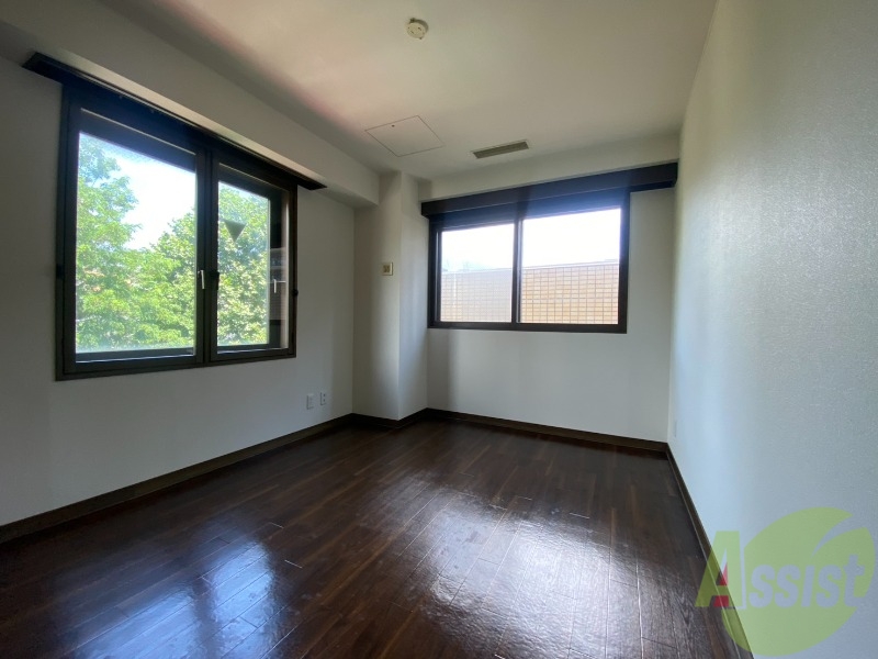 その他部屋・スペース　日当たりが良くて心地よく過ごせそうなお部屋です。