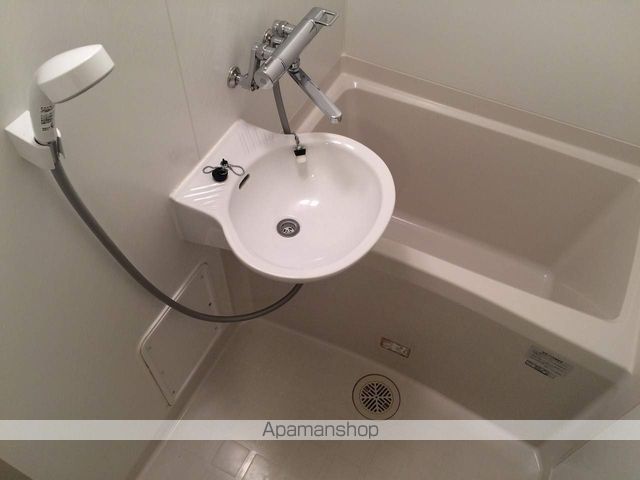 レオパレスグレンツェIIIの風呂写真