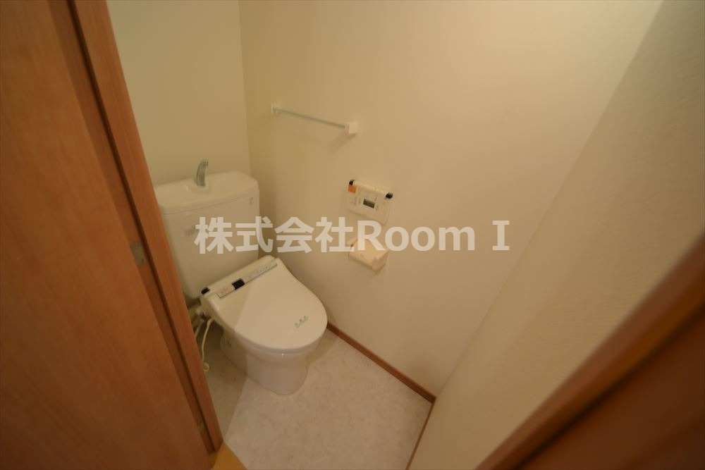 トイレ　落ち着いたトイレです
