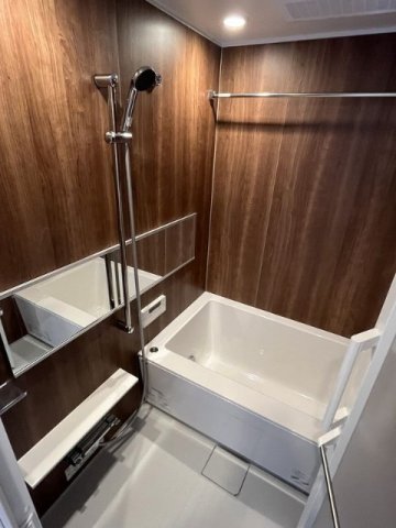 バス・シャワールーム　お風呂で日々の疲れを落としましょう