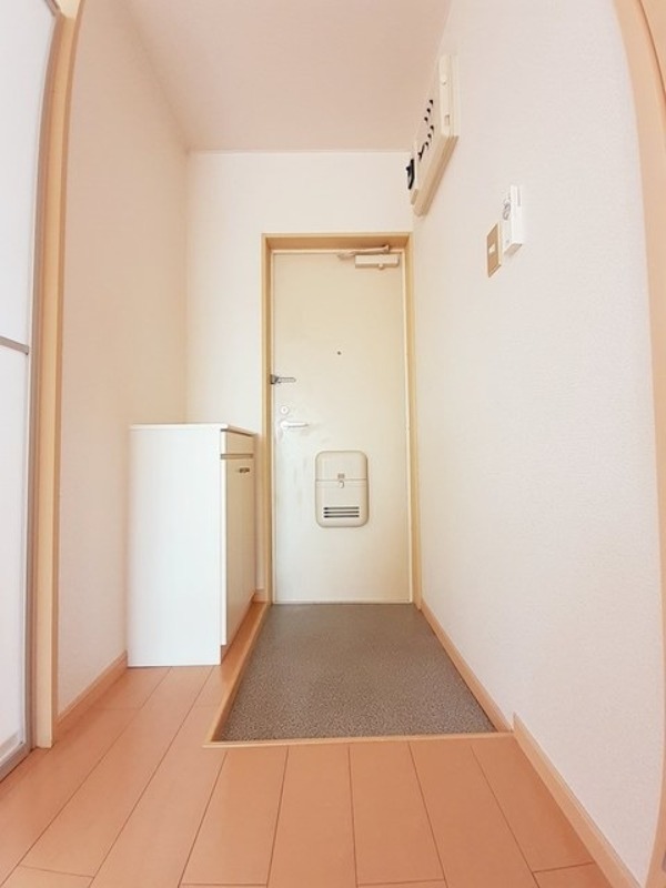 玄関　図面と現状に相違がある場合には現状を優先