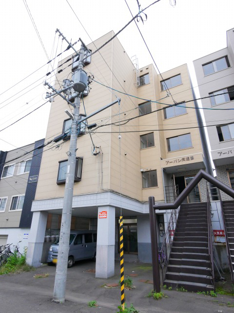 アーバン栄通Bの外観写真