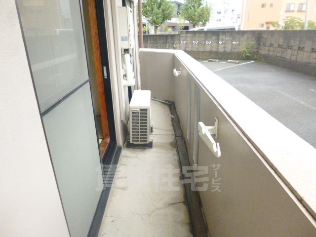 地下鉄東西線 石田駅 徒歩10分 5階建 築32年の内装写真