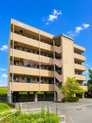 建物外観　落ち着いた雰囲気の外観です