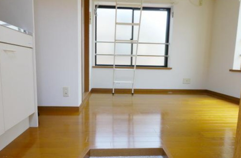 玄関　※別部屋参考写真