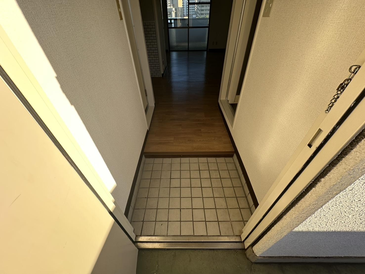 朝日ハイツの玄関写真