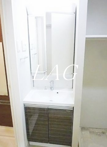 洗面設備　洗面台です。