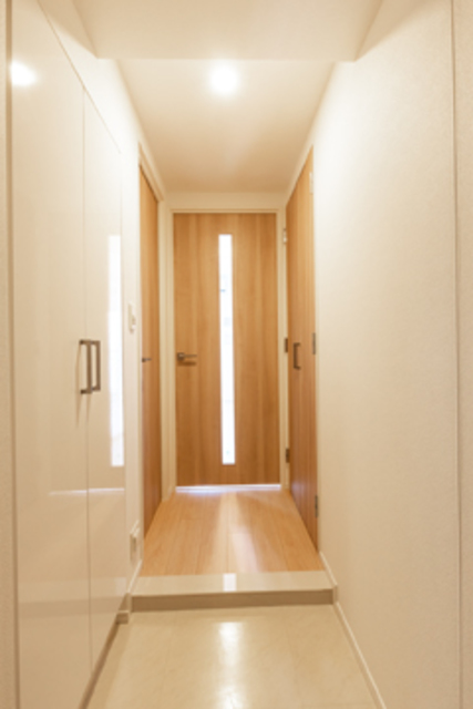 玄関　※写真は同タイプ住戸です。