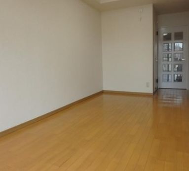 居室・リビング　使いやすい居間です