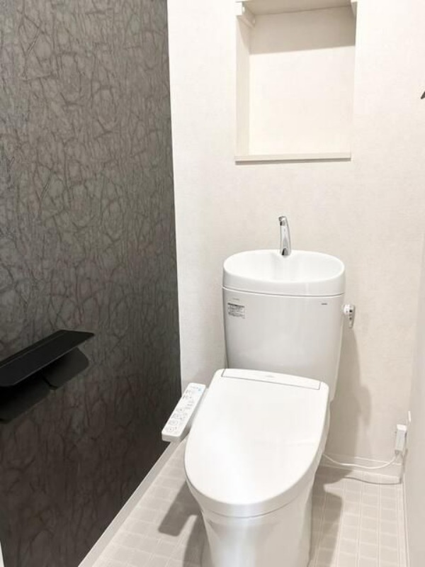 トイレ　アクティ目黒駅前1号棟