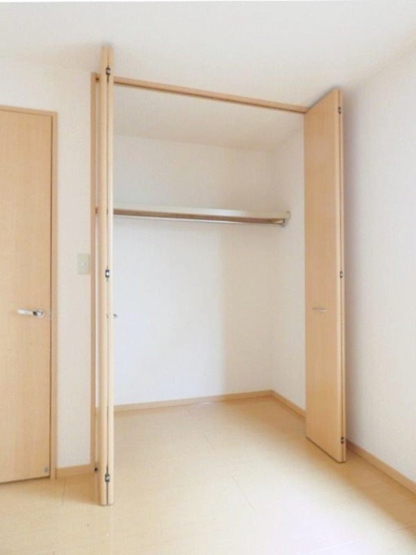 収納　図面と現状に相違がある場合には現状を優先