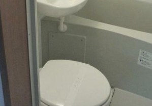 ＪＲ総武線 阿佐ケ谷駅 徒歩4分 2階建 築47年のトイレ写真