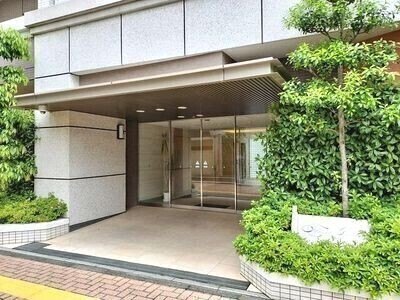 エントランス　角部屋です
