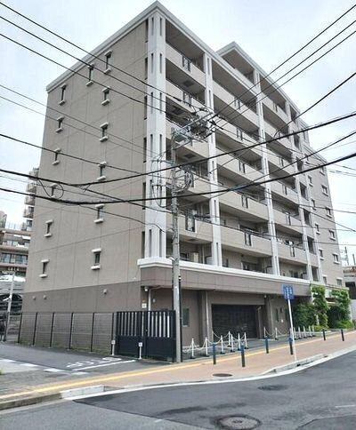 建物外観　オートロック完備