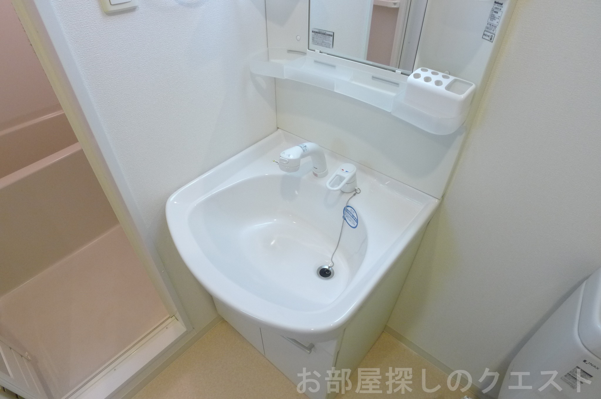 洗面設備　（写真は同タイプ）