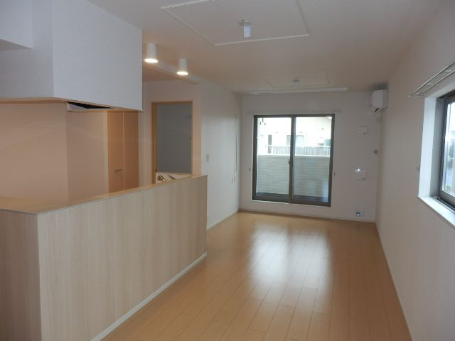 コンフォートWの居間写真
